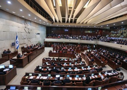 الكنيست يقر قانونا جديدا لضم أراض الضفة والقدس