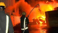 احتراق منزل بالكامل شرق نابلس