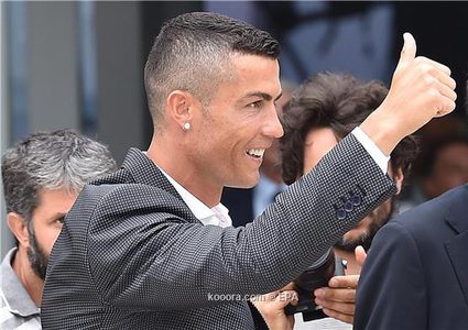 رونالدو يدمر خطط مانشستر يونايتد وسان جيرمان