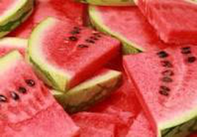 رقم قياسي في تحدي البطيخ