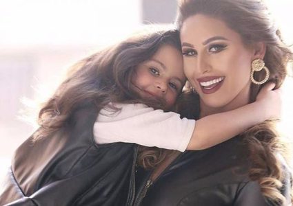 ابنة مي سليم تشعل مواقع التواصل