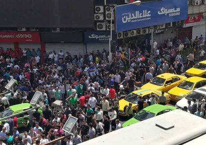 الفقر يجتاح إيران.. والأرقام تكشف تهاوي الاقتصاد