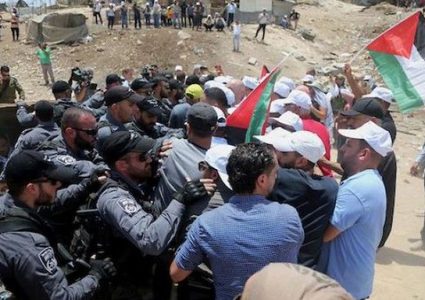 مسيرة ألفية في الخان الأحمر مساء اليوم