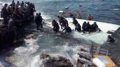 غرق مركب قبالة سواحل قبرص ومصرع 17 مهاجرا