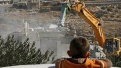 جرافات الاحتلال تهدم منزلين بأريحا