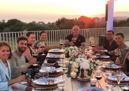 قصة رونالدو و "البقشيش الفلكي"