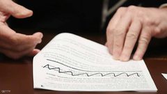 مطالبات باستدعاء مترجمة ترامب خلال قمته مع بوتين