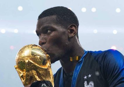 مورينيو يغازل بوغبا "المونديالي"