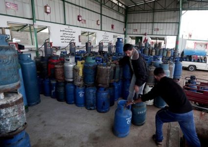 نفاذ غاز الطهي بغزة لإغلاق معبر كرم أبو سالم