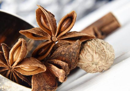 فوائد جوزة الطيب في الرجيم والنوم