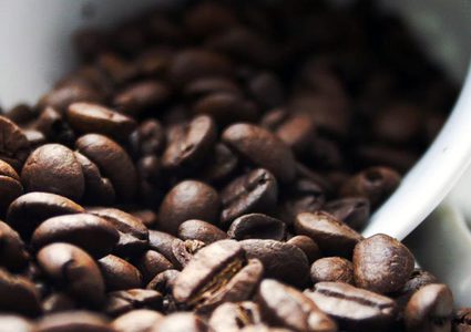 رائحة القهوة يمكن أن تزيد من يقظة الدماغ