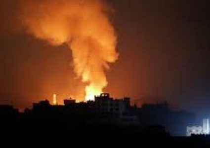 طيران الاحتلال يشن غارات متفرقة على مواقع للمقاومة