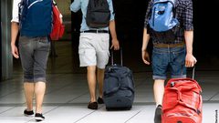 شبان من غزة يقعون في فخ مافيا الهجرة