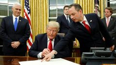 كاتب إسرائيلي: الأميركيون هم المشكلة وليس الحلّ