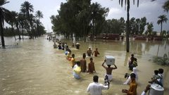 ارتفاع حصيلة ضحايا السيول في فيتنام الى 19 قتيلاً