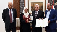 الرئيس: لن نسمح بخصم الرواتب عن الشهداء والأسرى