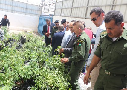 طوباس في مواجهة السموم