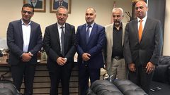 أبو عيطة يلتقي القائم باعمال رئيس جامعة النجاح