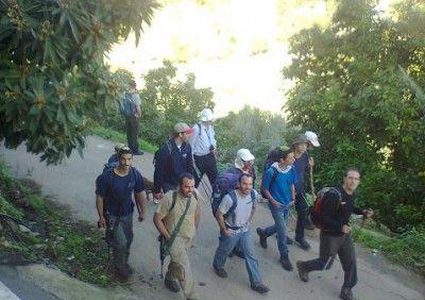 عشرات المستوطنين يقتحمون قرية الباذان شرق نابلس