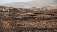 جرافات الاحتلال تدمِّر خطوط المياه في الرأس الأحمر