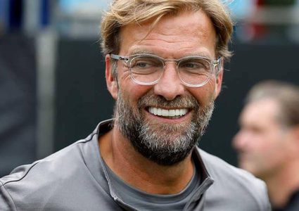 كلوب: ليفربول تحت الضغط للفوز بالألقاب