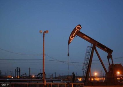 النفط يواصل صعوده مع تراجع المخزونات الأميركية