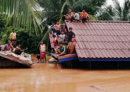 أولي_ العثور على 26 جثة بعد انهيار سد في لاوس