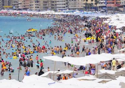 مصر تغلق شاطئ "الموت"