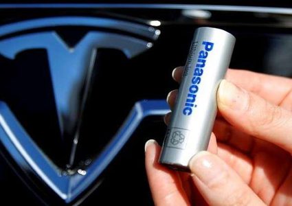 باناسونيك في ورطة بسبب بطاريات تسلا