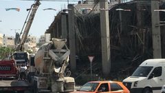 إصابات في انهيار سقف قيد الإنشاء(صور، فيديو)