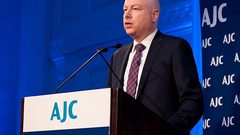 غرينبلات يغرد منحازا للاحتلال