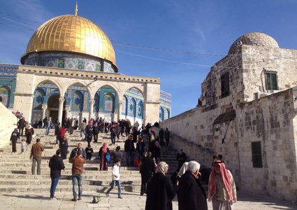 المقدسيون ينتصرون على الاحتلال في الأقصى
