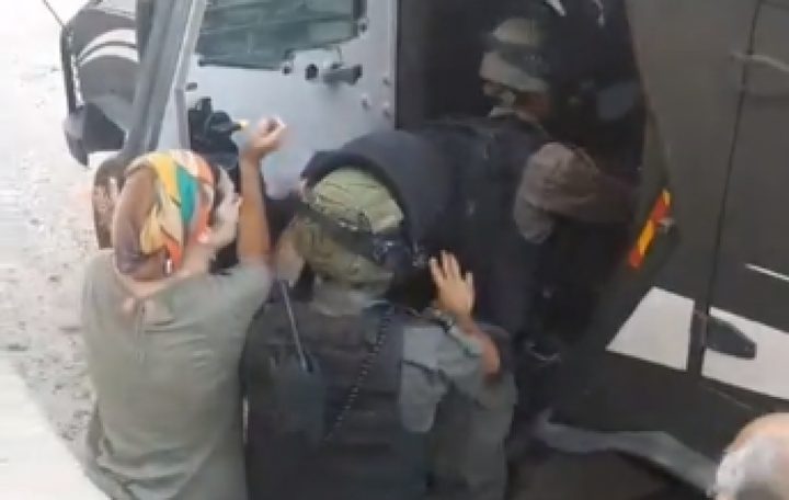 الاحتلال يعتقل رسامين ايطاليين شمال بيت لحم