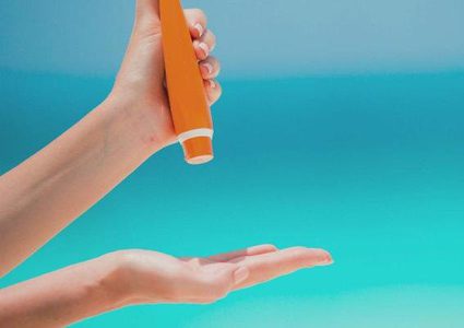 أصول استخدام كريم الوقاية من الشمس