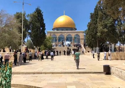 عكرمة صبري: إسرائيل خافت من المعتصمين ففتحت الأقصى