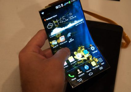 سامسونغ تطور شاشة مرنة وغير قابلة للكسر