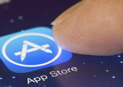 متجر تطبيقات "آب ستور" يدعم الآن ميزة البحث الصوتي