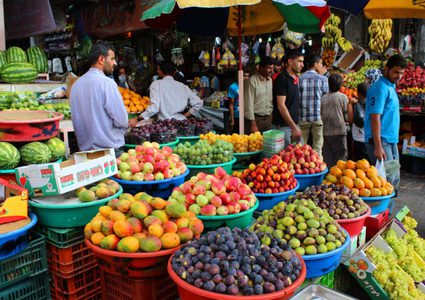 وزارة الاقتصاد تطالب التجار بالالتزام بإشهار أسعار