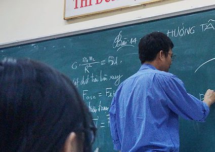 وجود الهواتف الذكية خلال الدراسة اثاره سلبية!