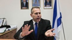 "أردان" يطلب تقليص أوقات استحمام الأسرى