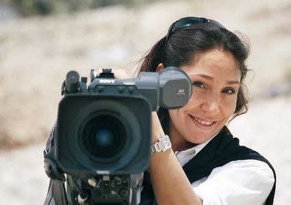 هيفاء المنصور تكذّب ادعاءات الصحافة الإسرائيلية