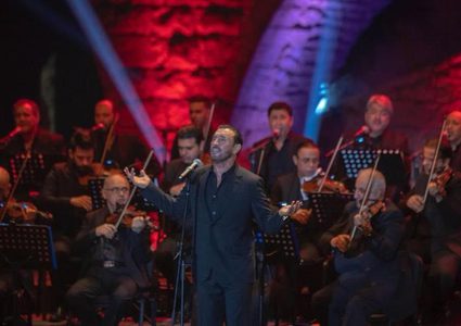 كاظم الساهر عن خطيبته : سارة حبيبتي