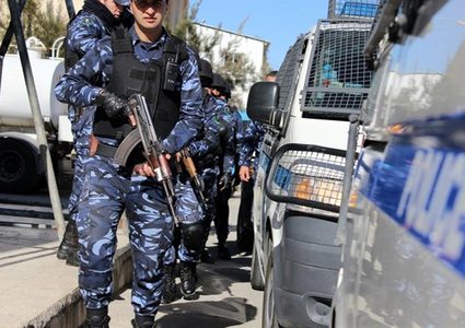 الخليل: الشرطة تقبض على شخص بتهمة القتل