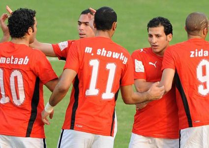 مهاجم "الفراعنة" السابق يعلن اعتزال الكرة