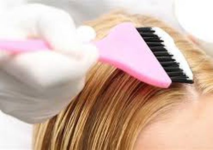 ما العلاقة بين صبغ الشعر وسرطان الثدي