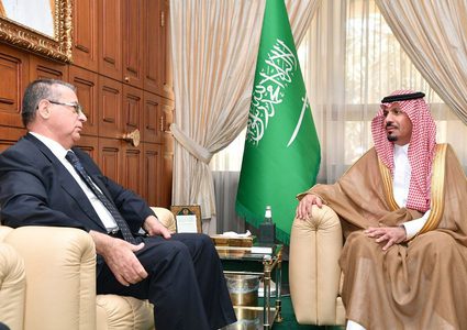 السفير الأغا يثمن دور السعودية على ما تقدمه للقضية