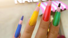 الأظافر المزينة بأقلام الرصاص أغرب صيحات المناكير