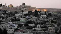 الاحتلال يغلق شوارع في بلدة سلوان