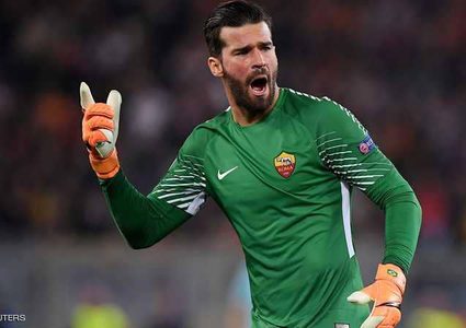 موقف أخلاقي رفيع لحارس مرمى ليفربول الجديد