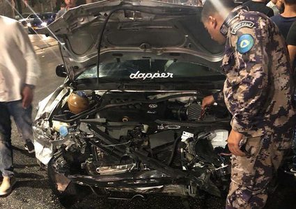 مصرع مواطنة واصابة 4 اخرين بحادث سير